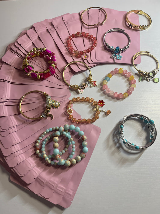 😍Mystery Bracelet Bags 10 Bags
